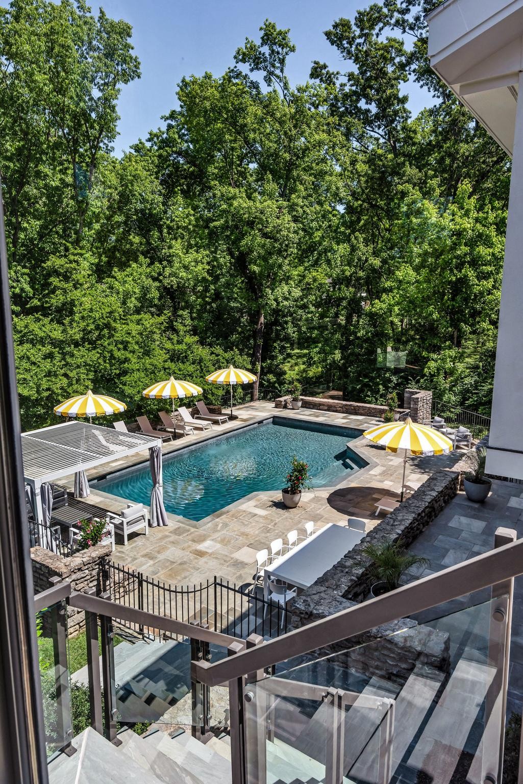 300 Sunnyside Drive Nashville TN 37205