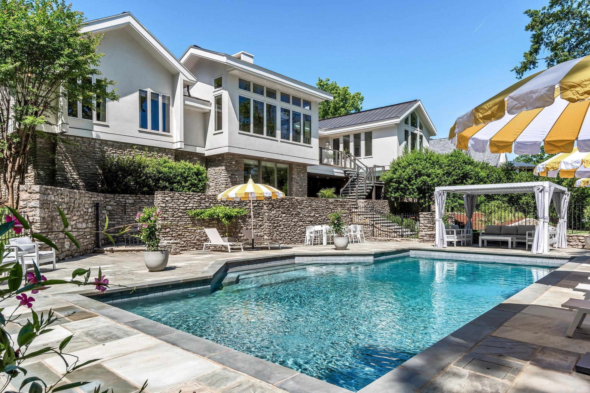 300 Sunnyside Drive Nashville TN 37205
