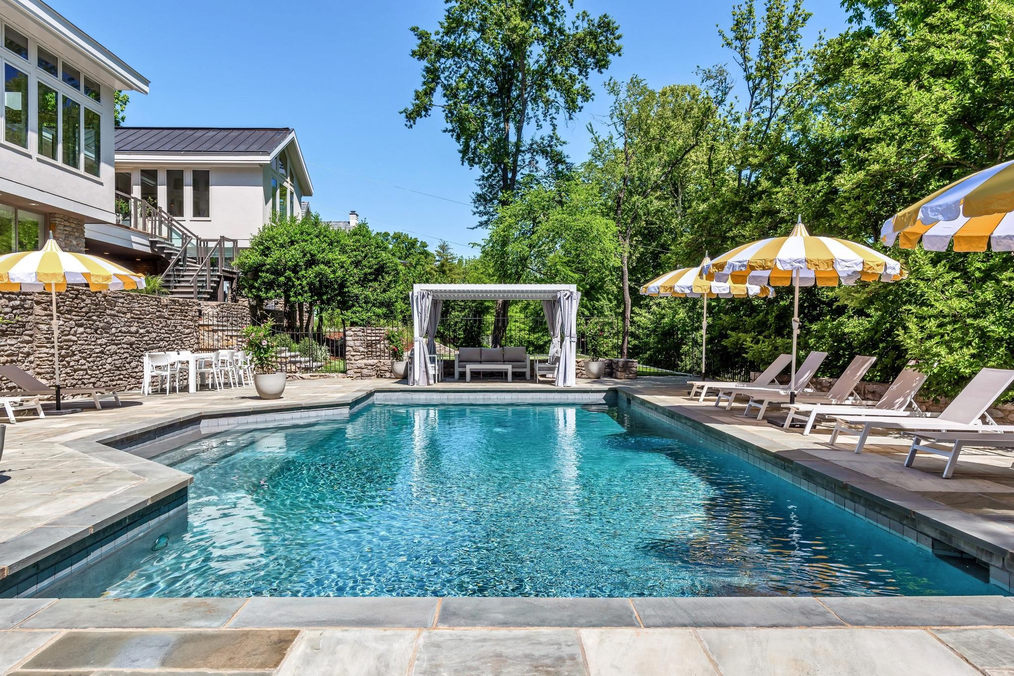 300 Sunnyside Drive Nashville TN 37205