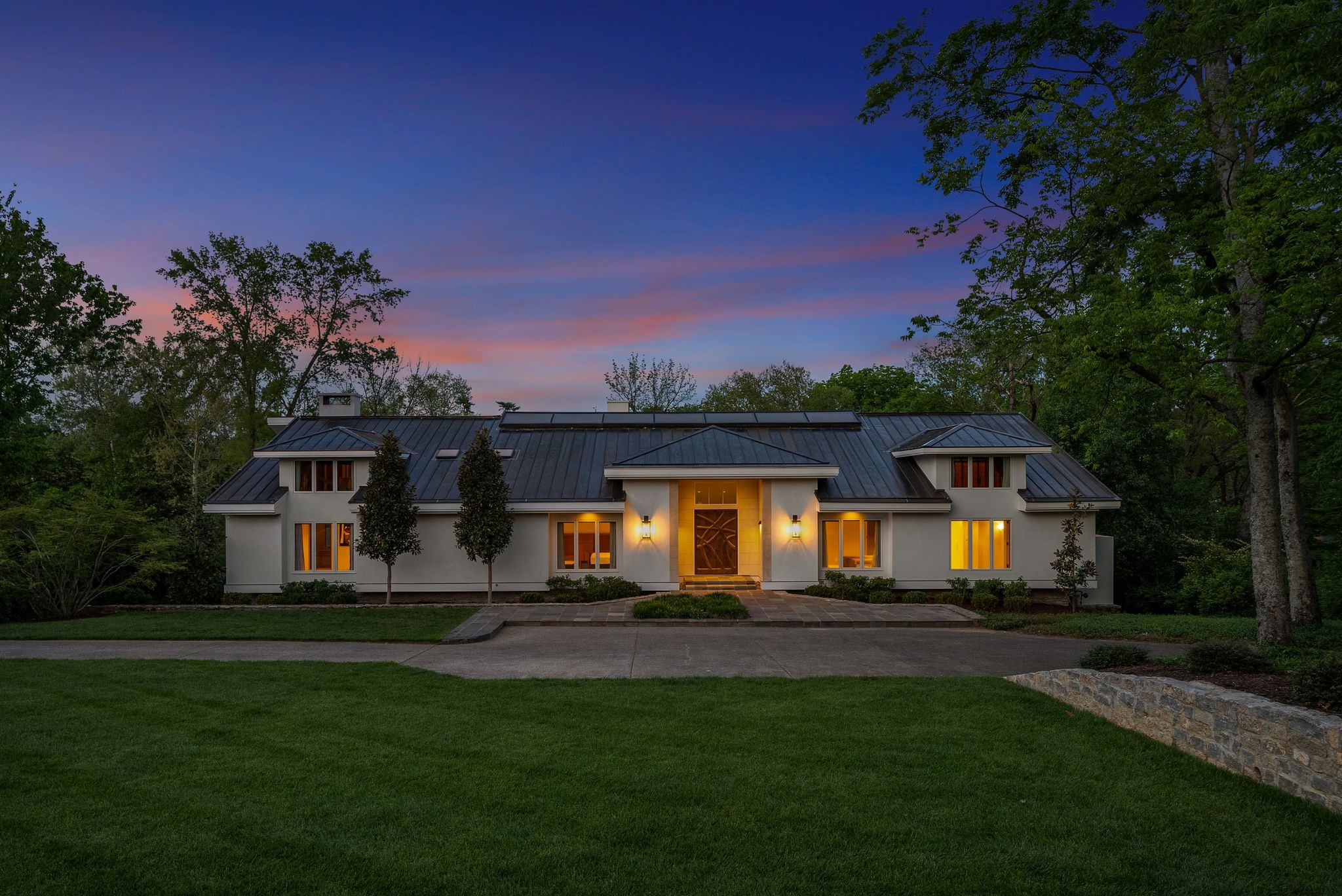 300 Sunnyside Drive Nashville TN 37205