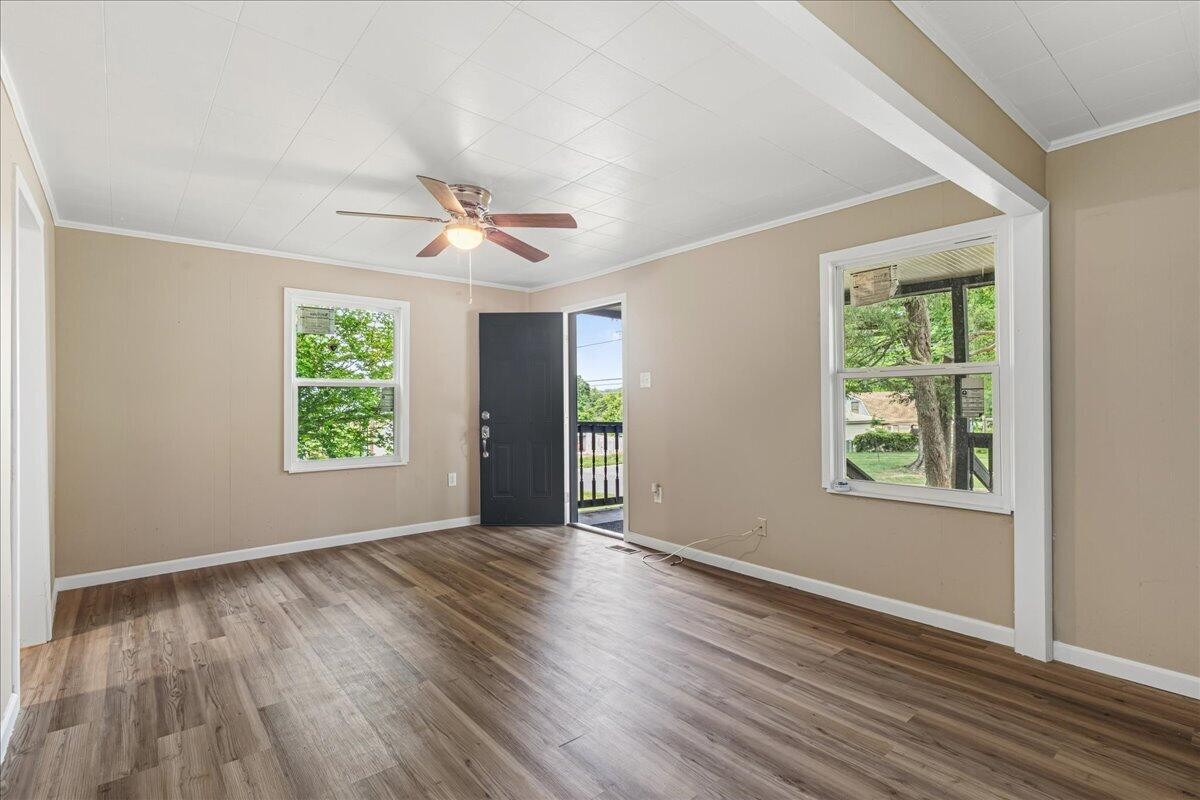 307 W Farrell Street Niota TN 37826