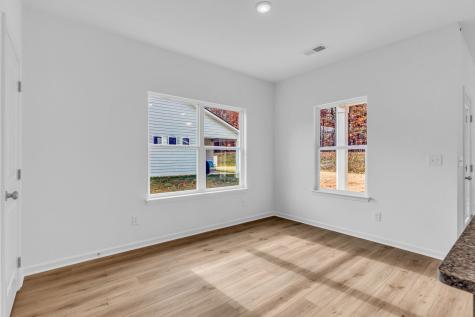 1117 Southerlynn Drive White House TN 37188
