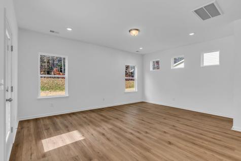 1117 Southerlynn Drive White House TN 37188