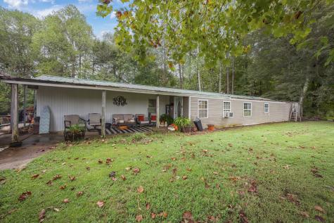 9475 Highway 100 Scotts Hill TN 38374