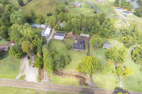 9475 Highway 100 Scotts Hill TN 38374