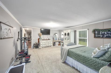 9475 Highway 100 Scotts Hill TN 38374