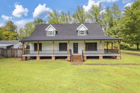 9475 Highway 100 Scotts Hill TN 38374
