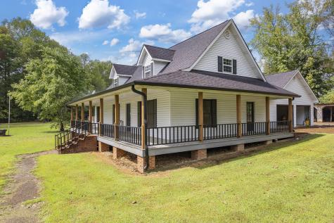 9475 Highway 100 Scotts Hill TN 38374
