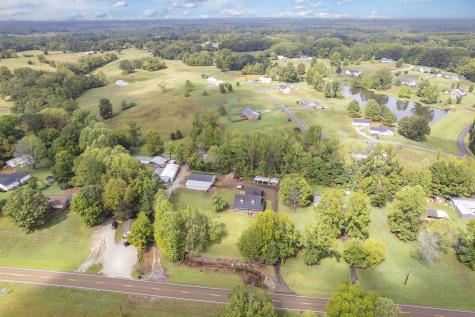9475 Highway 100 Scotts Hill TN 38374