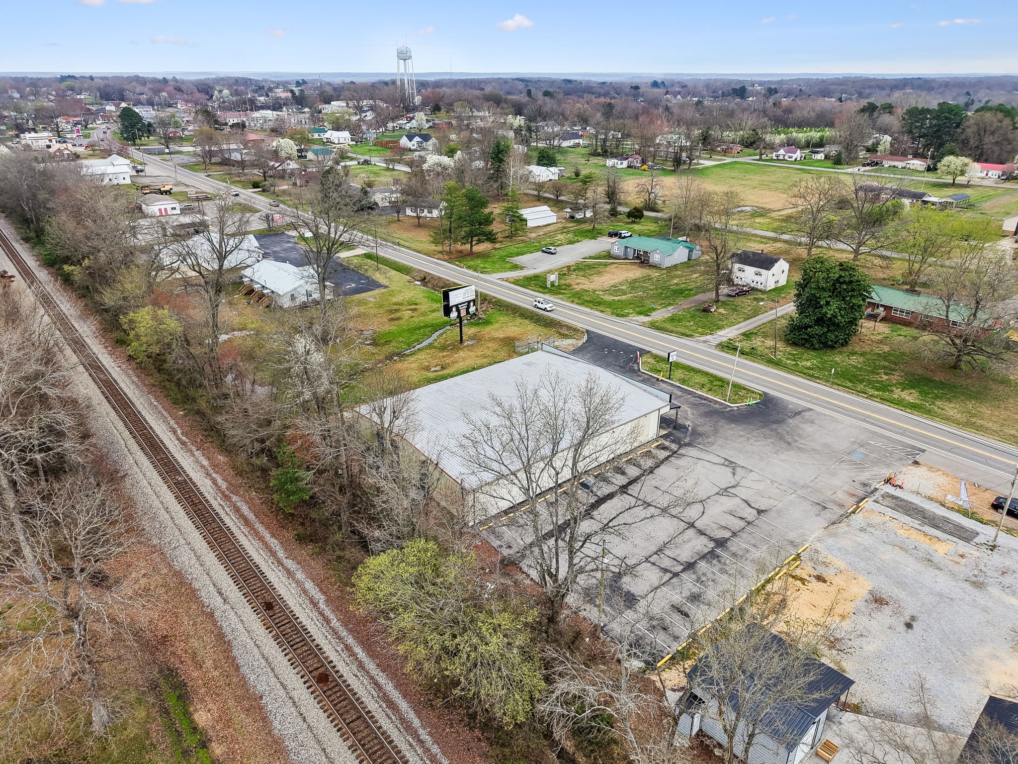 9090 Us Highway 70, E Mc Ewen TN 37101