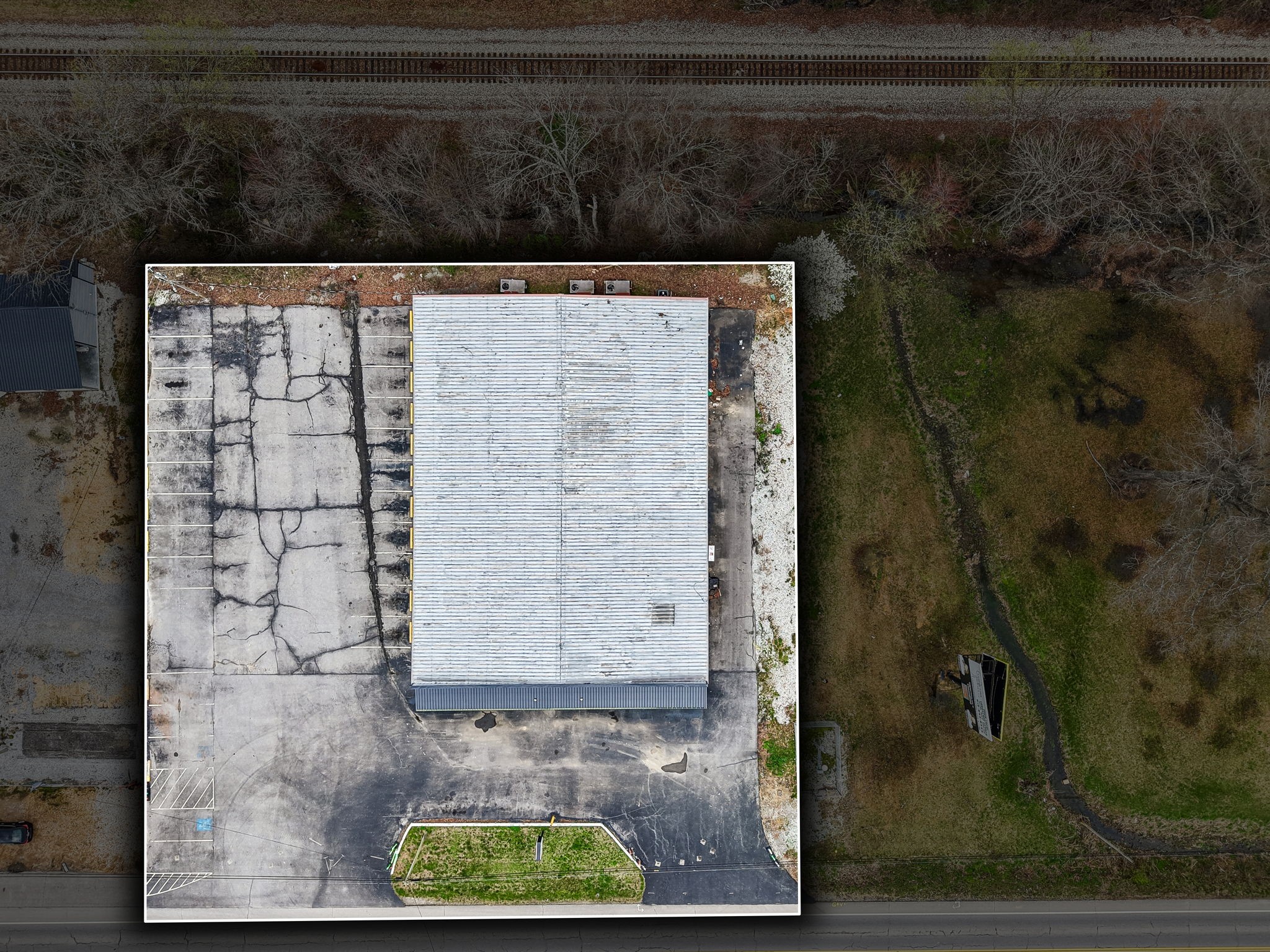 9090 Us Highway 70, E Mc Ewen TN 37101