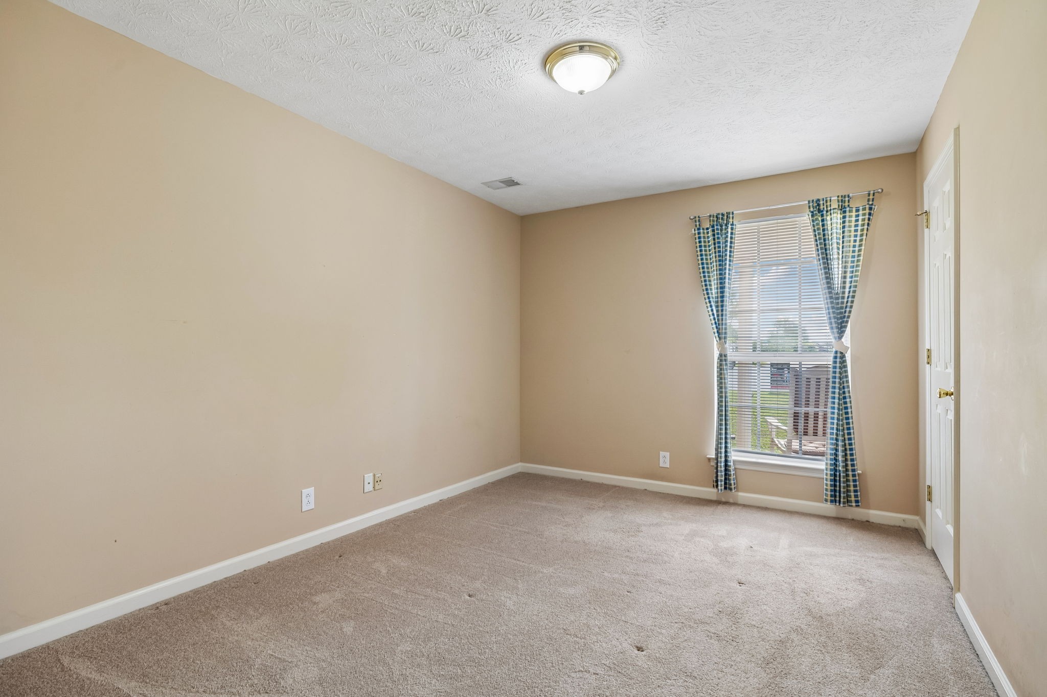 512 Decherd Lane Smyrna TN 37167