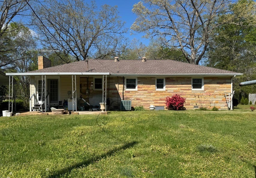 917 Columbia Avenue Centerville TN 37033