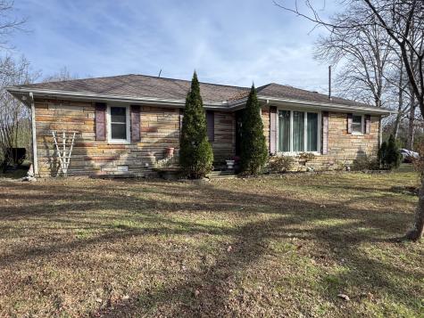 917 Columbia Avenue Centerville TN 37033