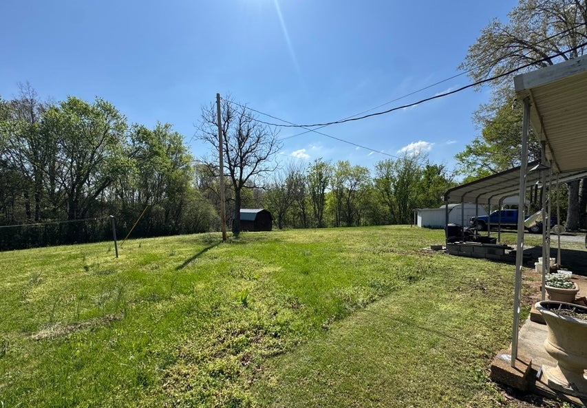 917 Columbia Avenue Centerville TN 37033