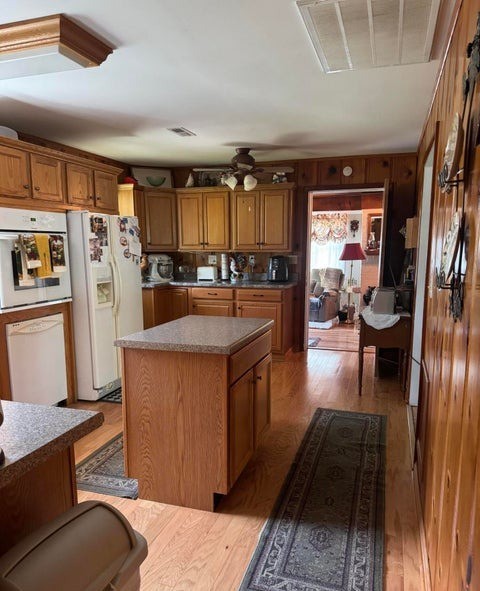 917 Columbia Avenue Centerville TN 37033