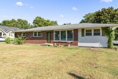 208 Roscoe Street Goodlettsville TN 37072