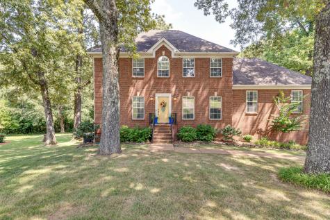 1011 Cherry Springs Drive Cottontown TN 37048