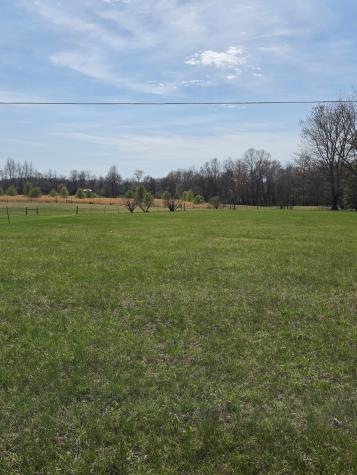 195 Ray Cemetery Road Sparta TN 38583