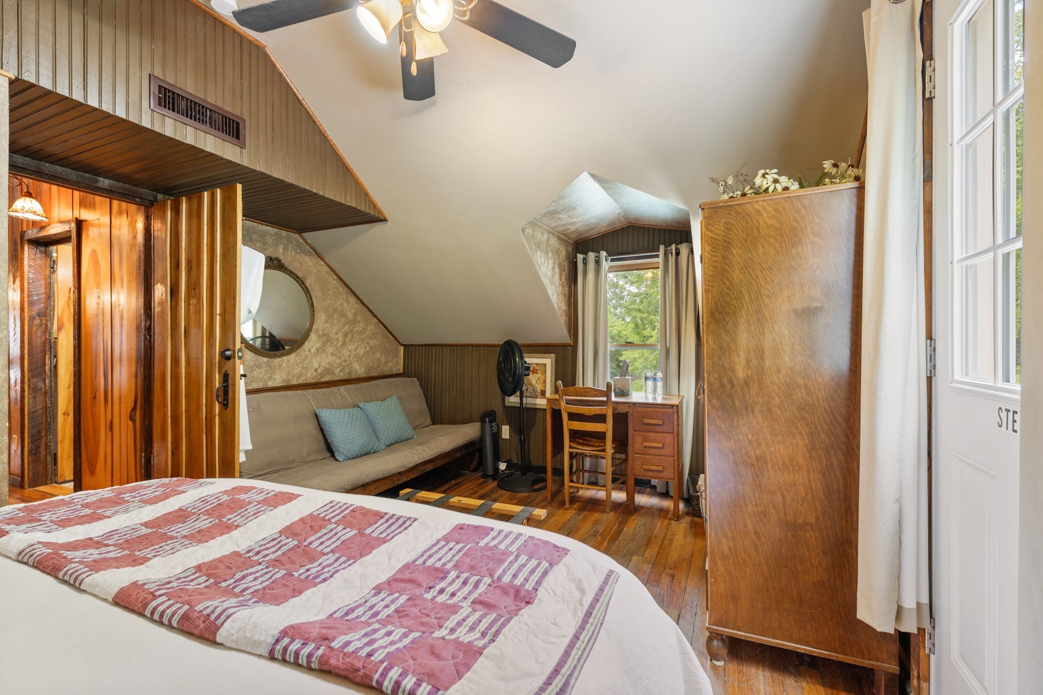 28 Bussell Lane Gordonsville TN 38563