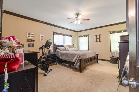 2266 S Main Street Lobelville TN 37097