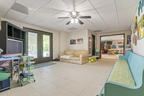 2266 S Main Street Lobelville TN 37097