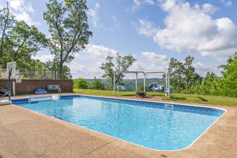 2266 S Main Street Lobelville TN 37097