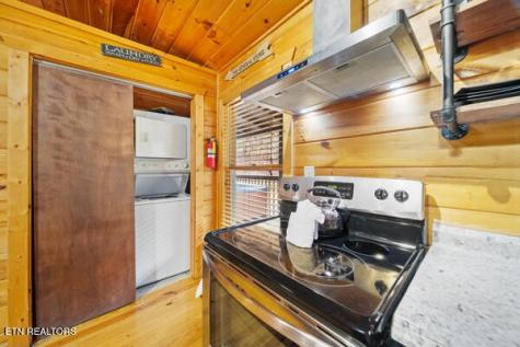 1999 E Mountain View Way Sevierville TN 37862