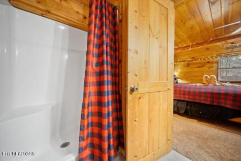 1999 E Mountain View Way Sevierville TN 37862