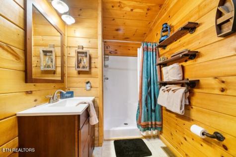 1999 E Mountain View Way Sevierville TN 37862