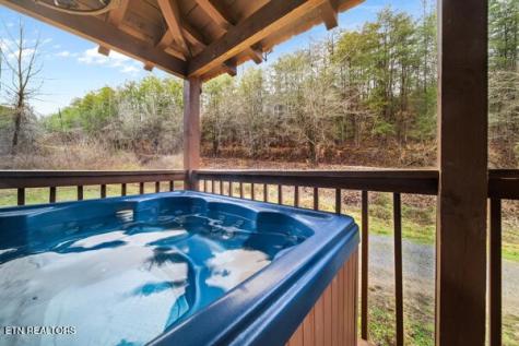 1999 E Mountain View Way Sevierville TN 37862