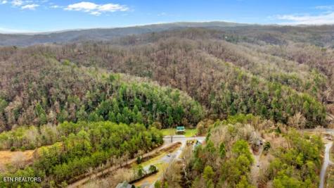 1999 E Mountain View Way Sevierville TN 37862