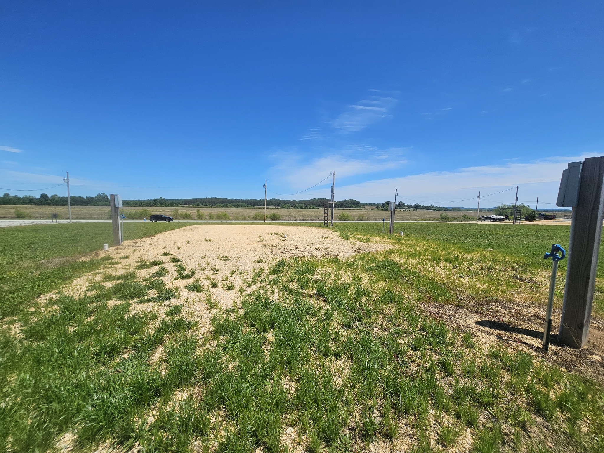 1685 Hardin Bottom River Road Clifton TN 38425