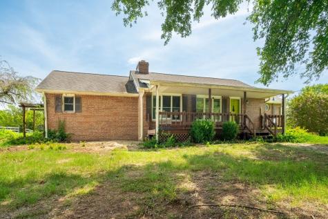 5016 Caney Sink Road Adams TN 37010