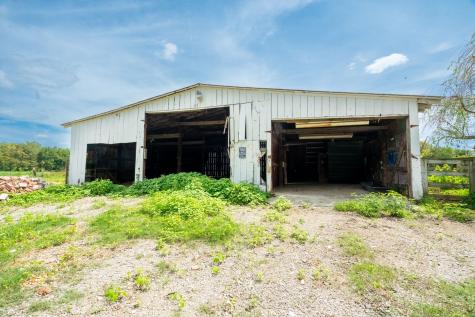 5016 Caney Sink Road Adams TN 37010