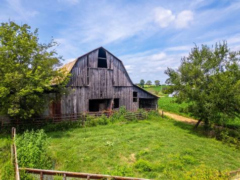 5016 Caney Sink Road Adams TN 37010