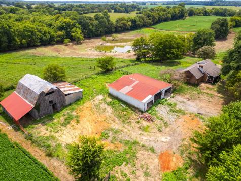 5016 Caney Sink Road Adams TN 37010