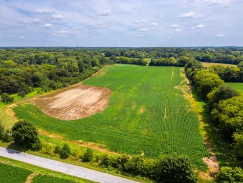 5016 Caney Sink Road Adams TN 37010