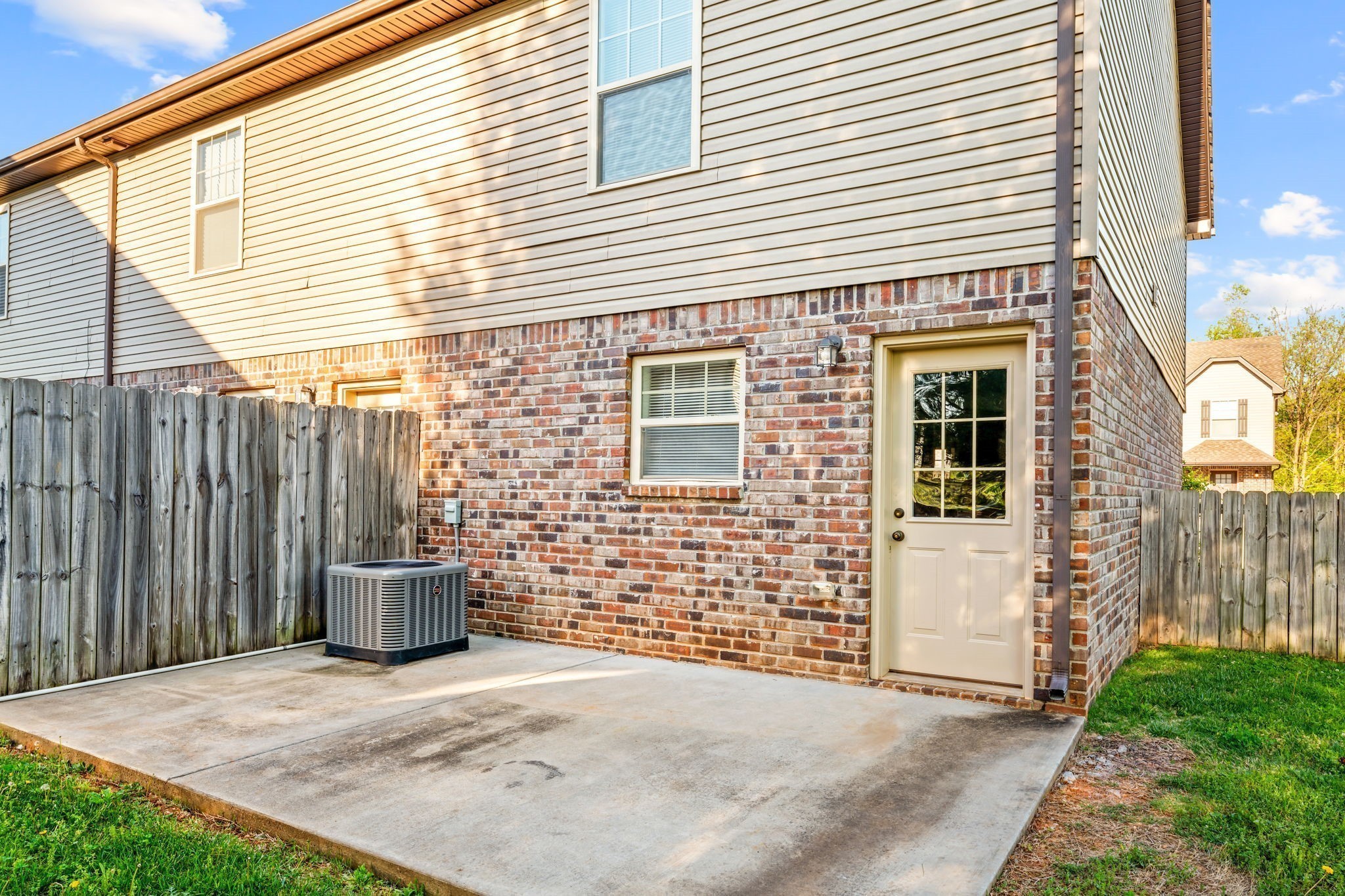 1760 Springwater Drive Clarksville TN 37042