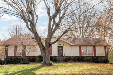 2405 Hickory Drive Springfield TN 37172