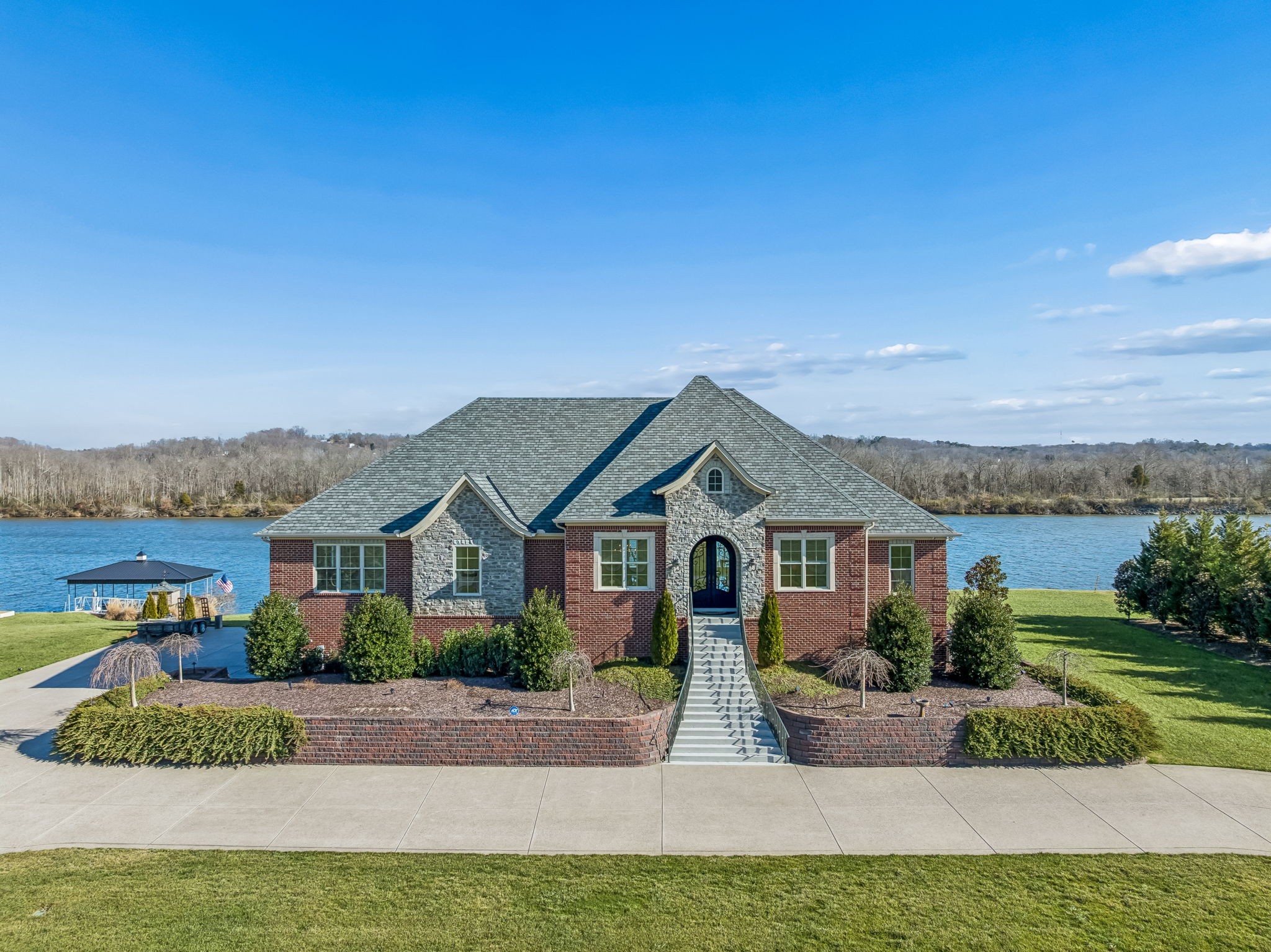 185 Shoals Landing Ashland City TN 37015