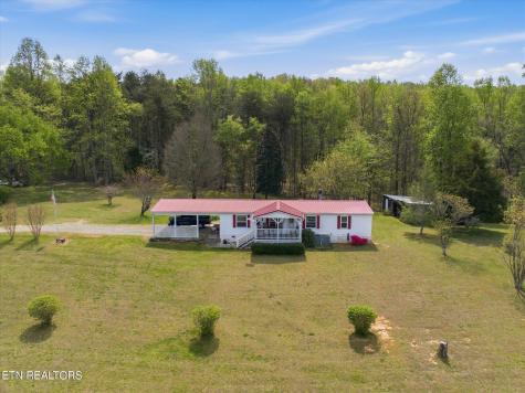 2779 River Road Ten Mile TN 37880