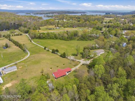 2779 River Road Ten Mile TN 37880