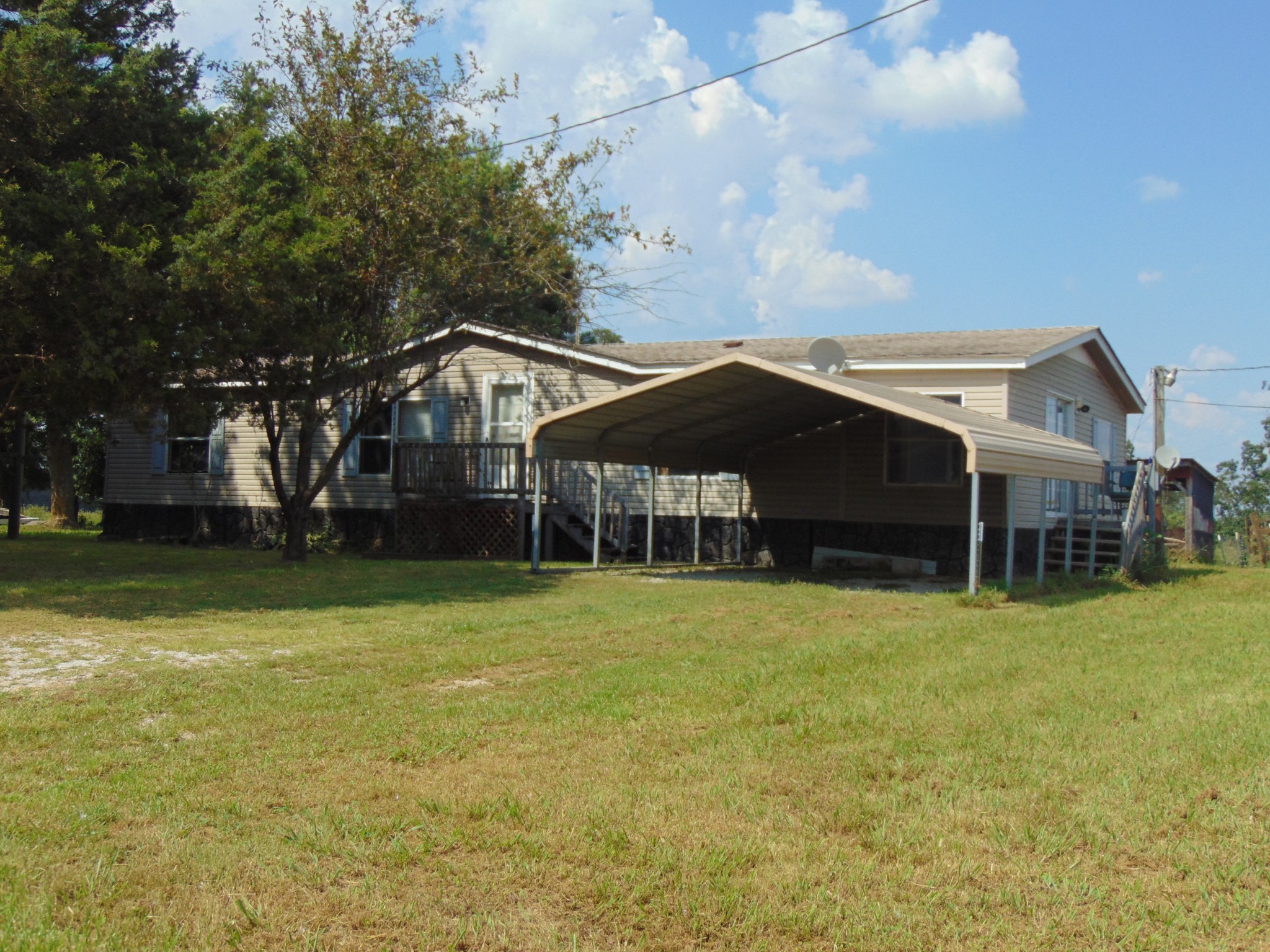 42 Oaks Road Ethridge TN 38456