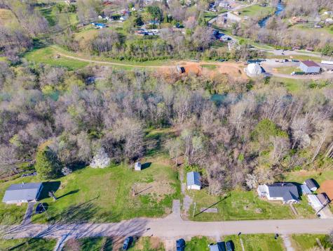 218 N Camp Heights Drive Sparta TN 38583