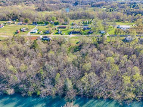 218 N Camp Heights Drive Sparta TN 38583