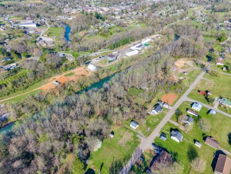 218 N Camp Heights Drive Sparta TN 38583