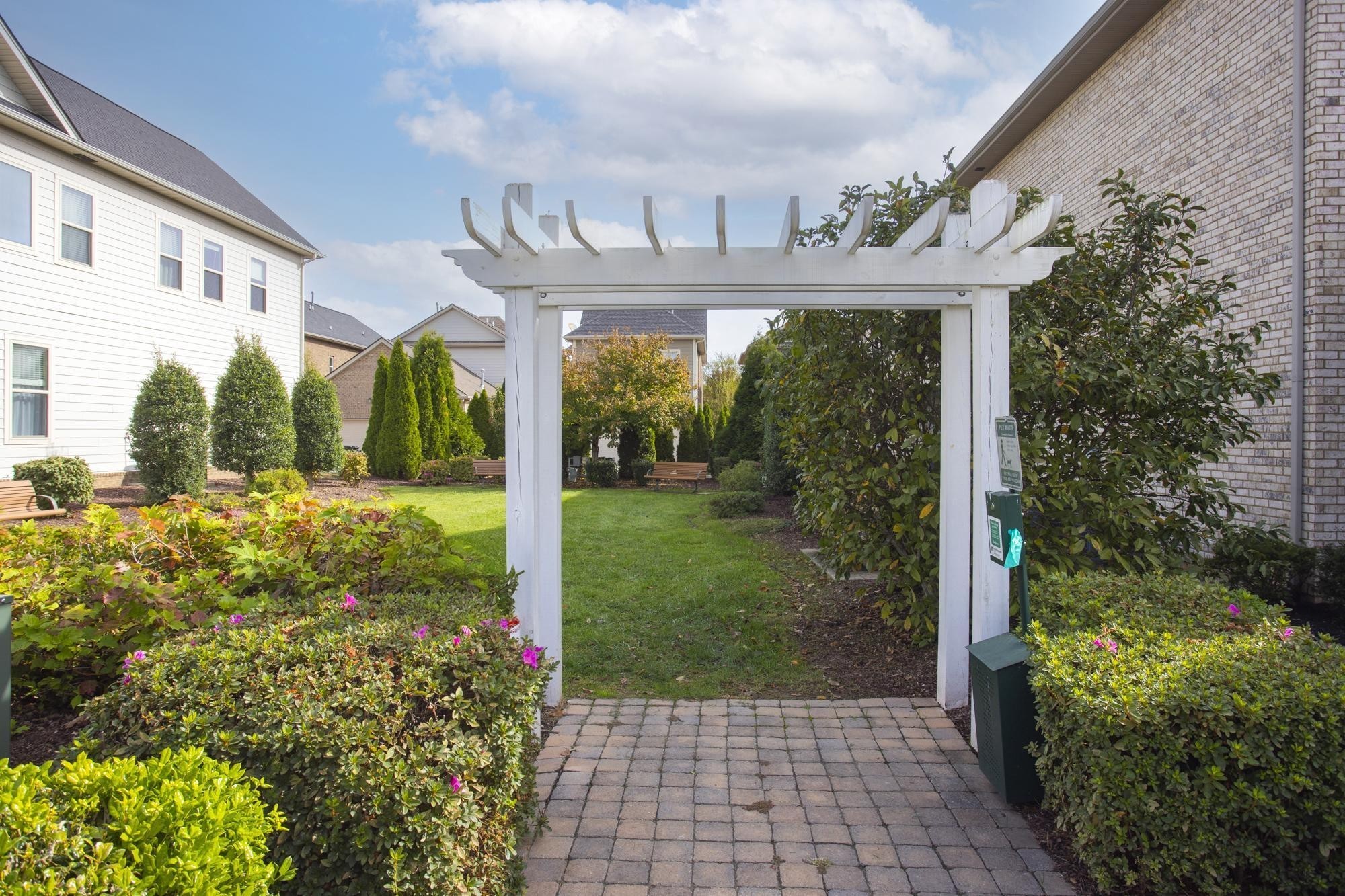 145 Ashcrest Point Hendersonville TN 37075