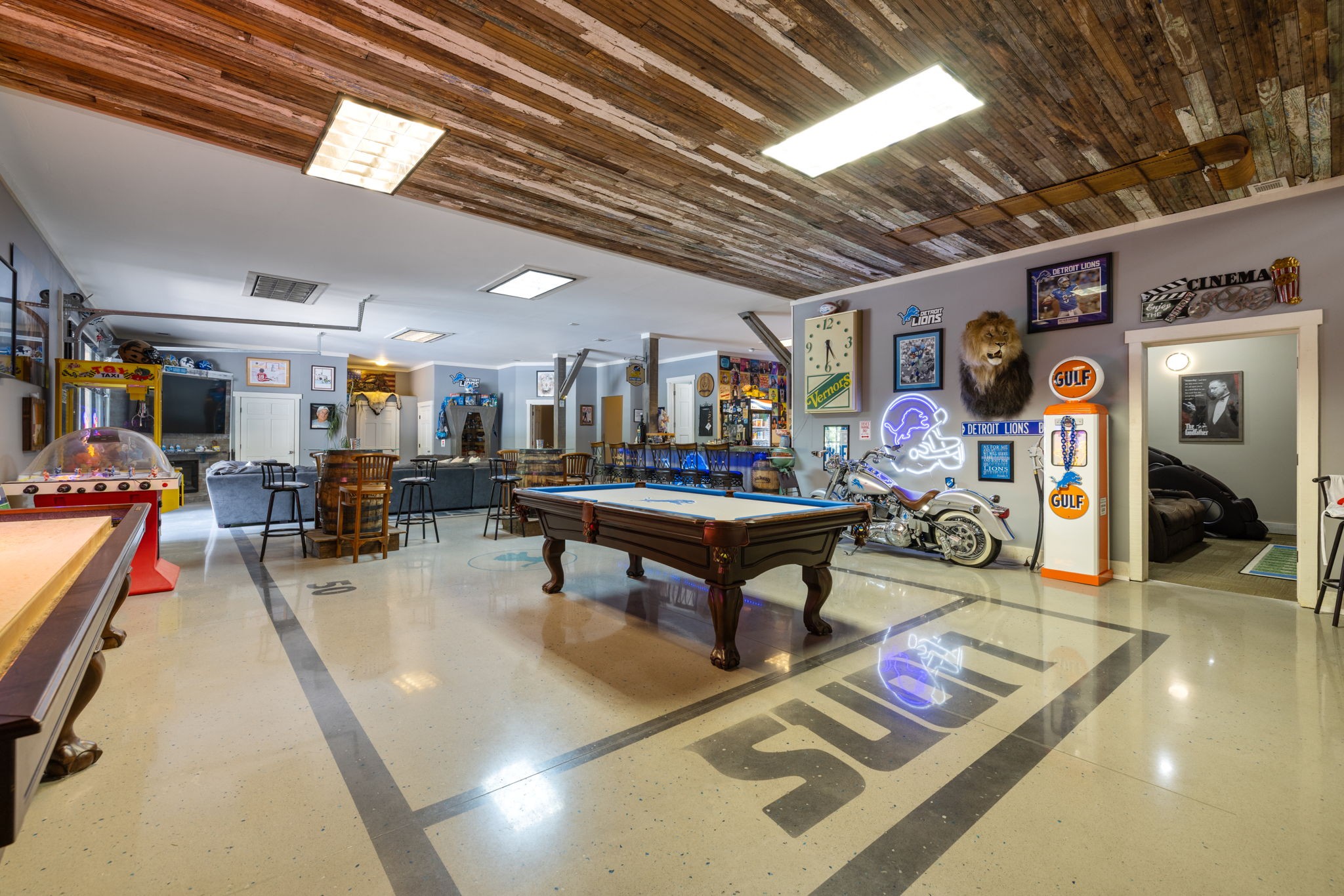 7646 Highway 100 Bon Aqua TN 37025