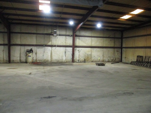 1126 Old Highway 109, N Gallatin TN 37066